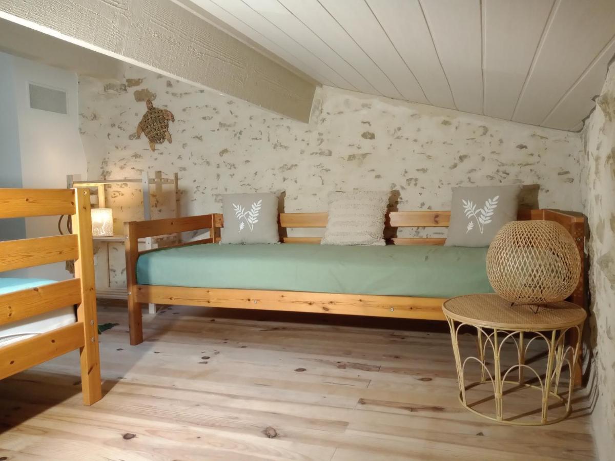 Au Repos Villa Treziers Bagian luar foto